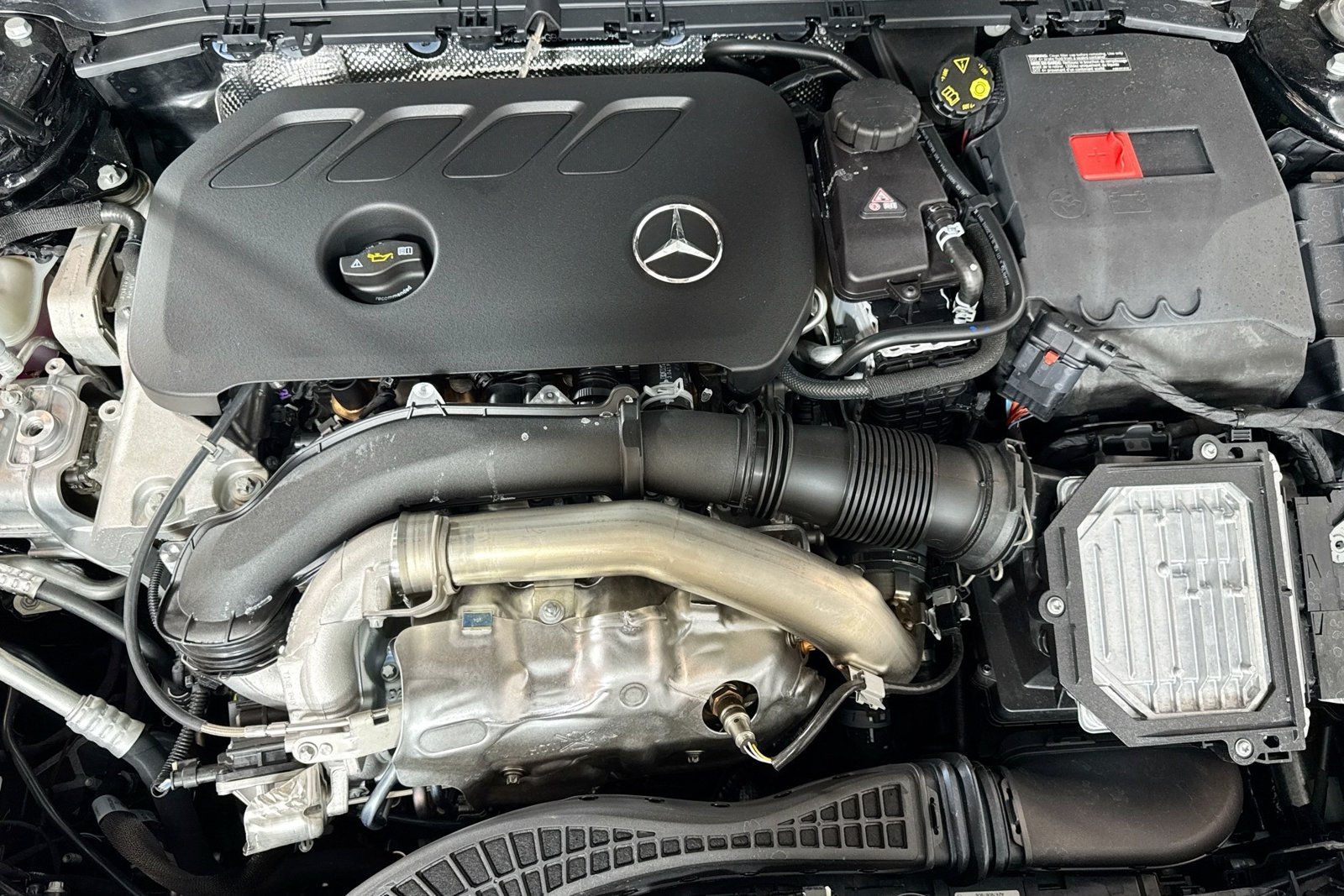 New 2026 Night Black Mercedes-Benz GLB 250 image 28