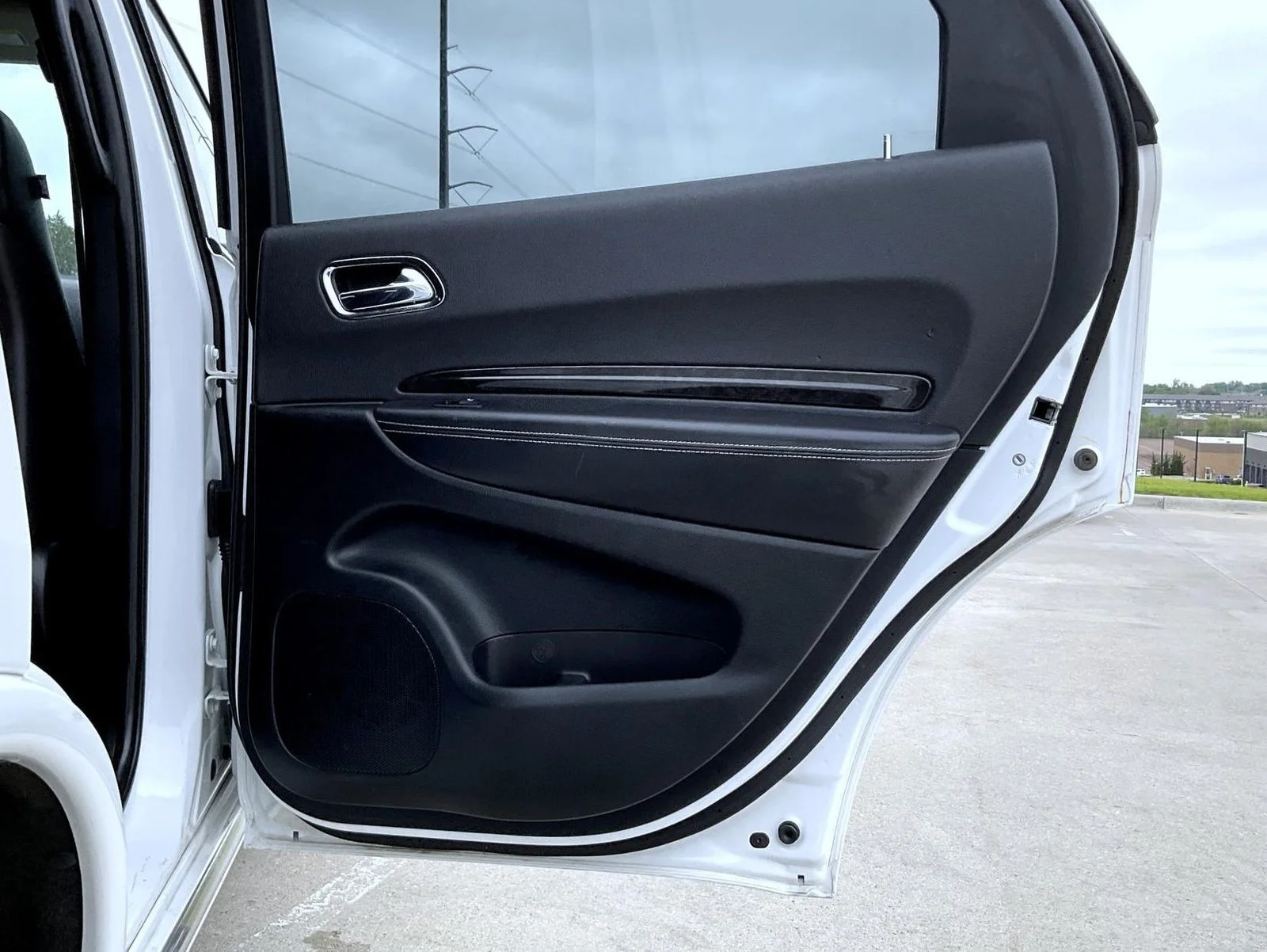 Used 2016 White Dodge Citadel image 18