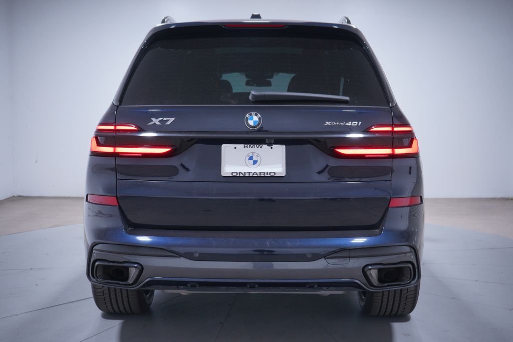 Certified Used 2024 Carbon Black Metallic BMW xDrive40i image 5