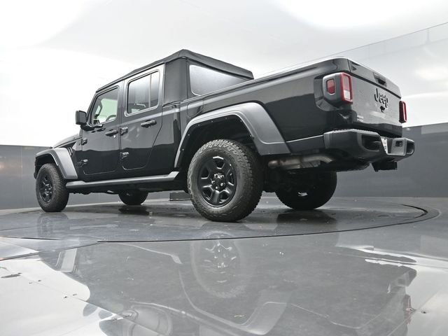 Used 2022 Black Jeep Sport image 31