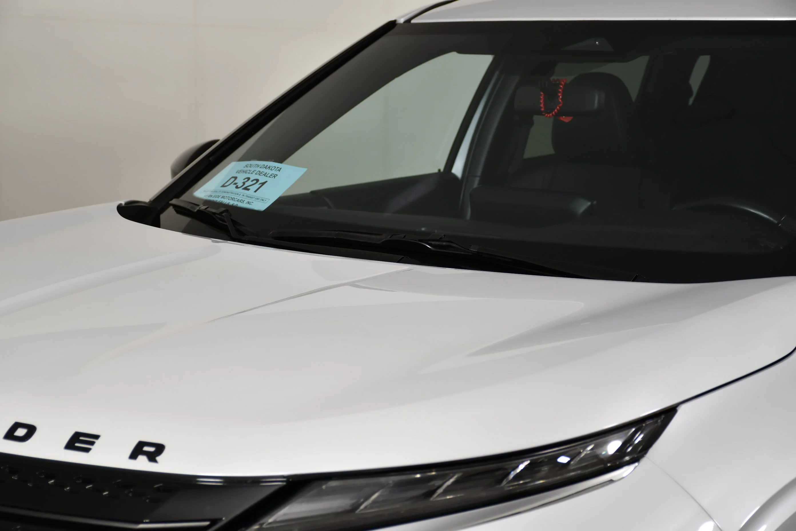 Certified Used 2024 White Diamond Mitsubishi SE Black Edition w/Pano Roof image 12