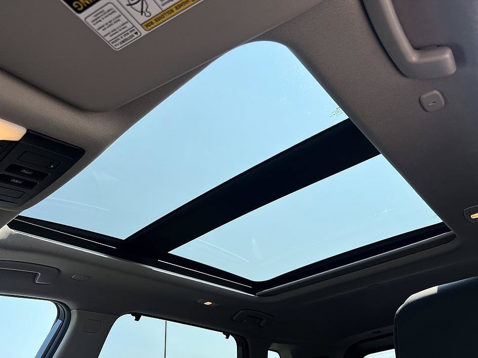 Certified Used 2023 Gun Metallic Nissan SV image 19