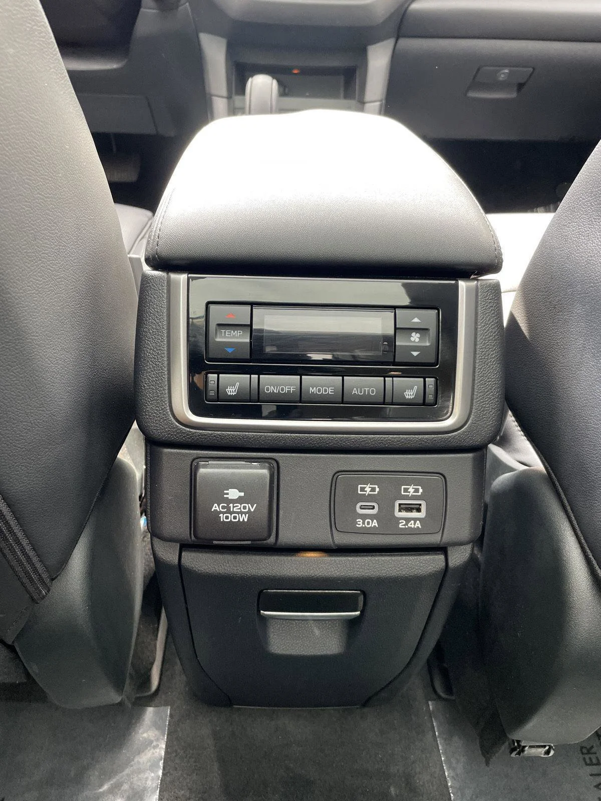 Certified Used 2025 Crystal White Pearl Subaru Onyx Edition Touring image 24