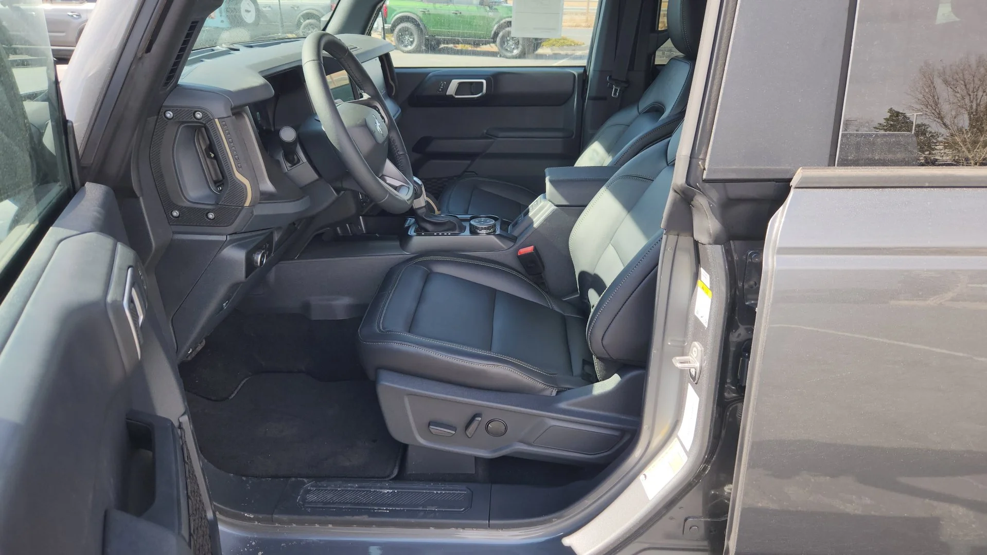 New 2026 Carbonized Gray Metallic Ford Badlands image 24