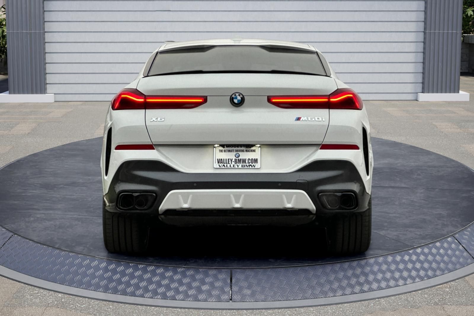 2026 BMW X6 M60i