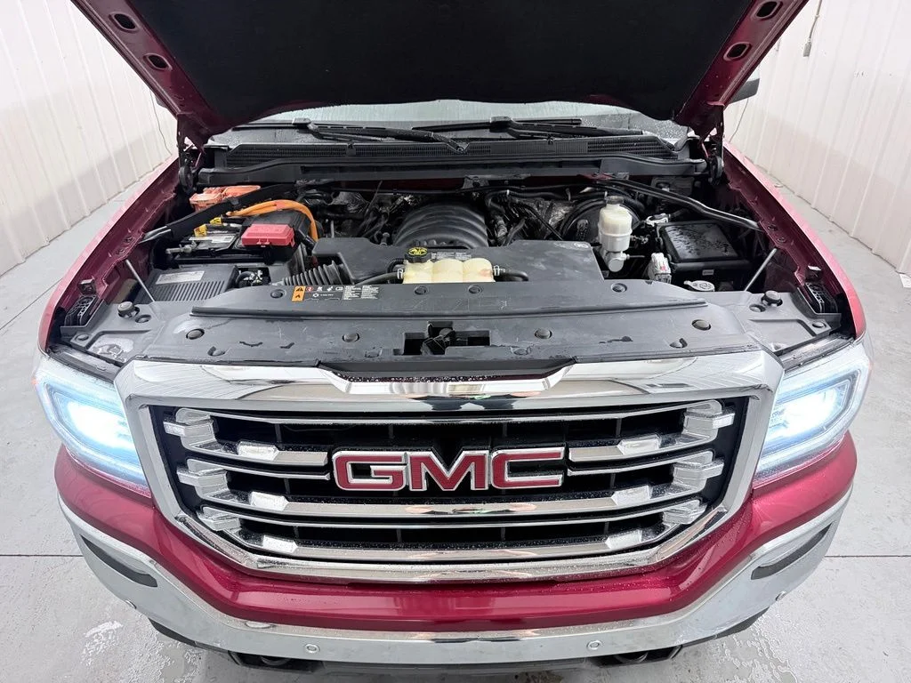 Used 2018 Red GMC SLT image 42