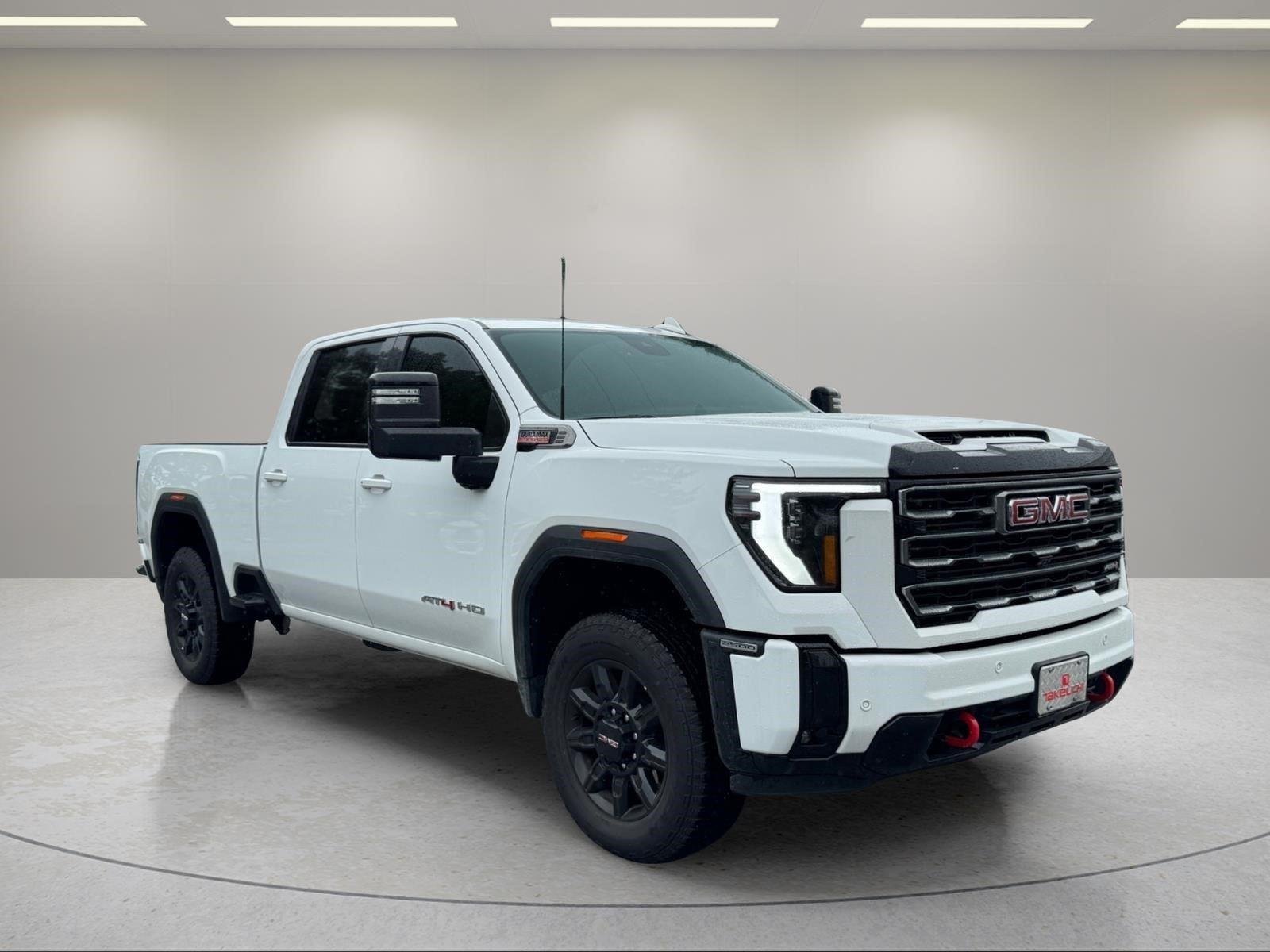 Used 2026 Summit White GMC AT4 image 3