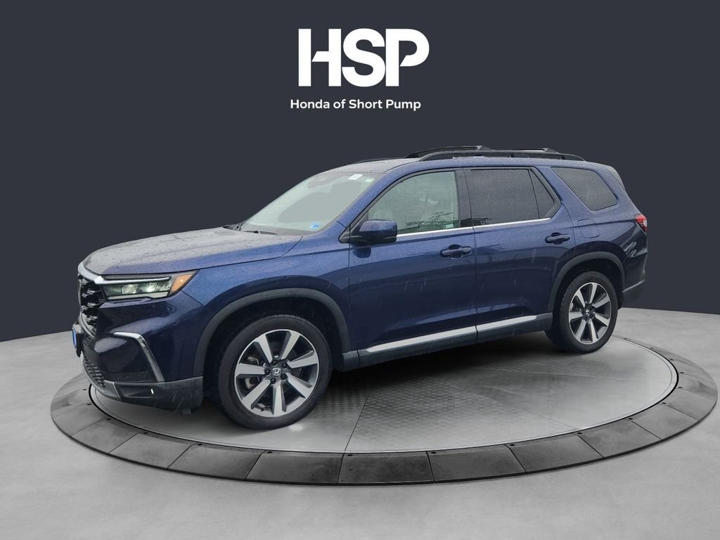 2023 Honda Pilot Touring AWD's photo