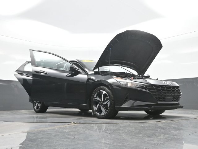 Used 2023 Black Hyundai SEL image 32