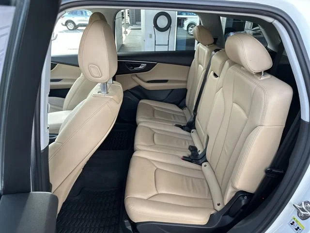 Used 2021 White Audi 55 Premium image 24