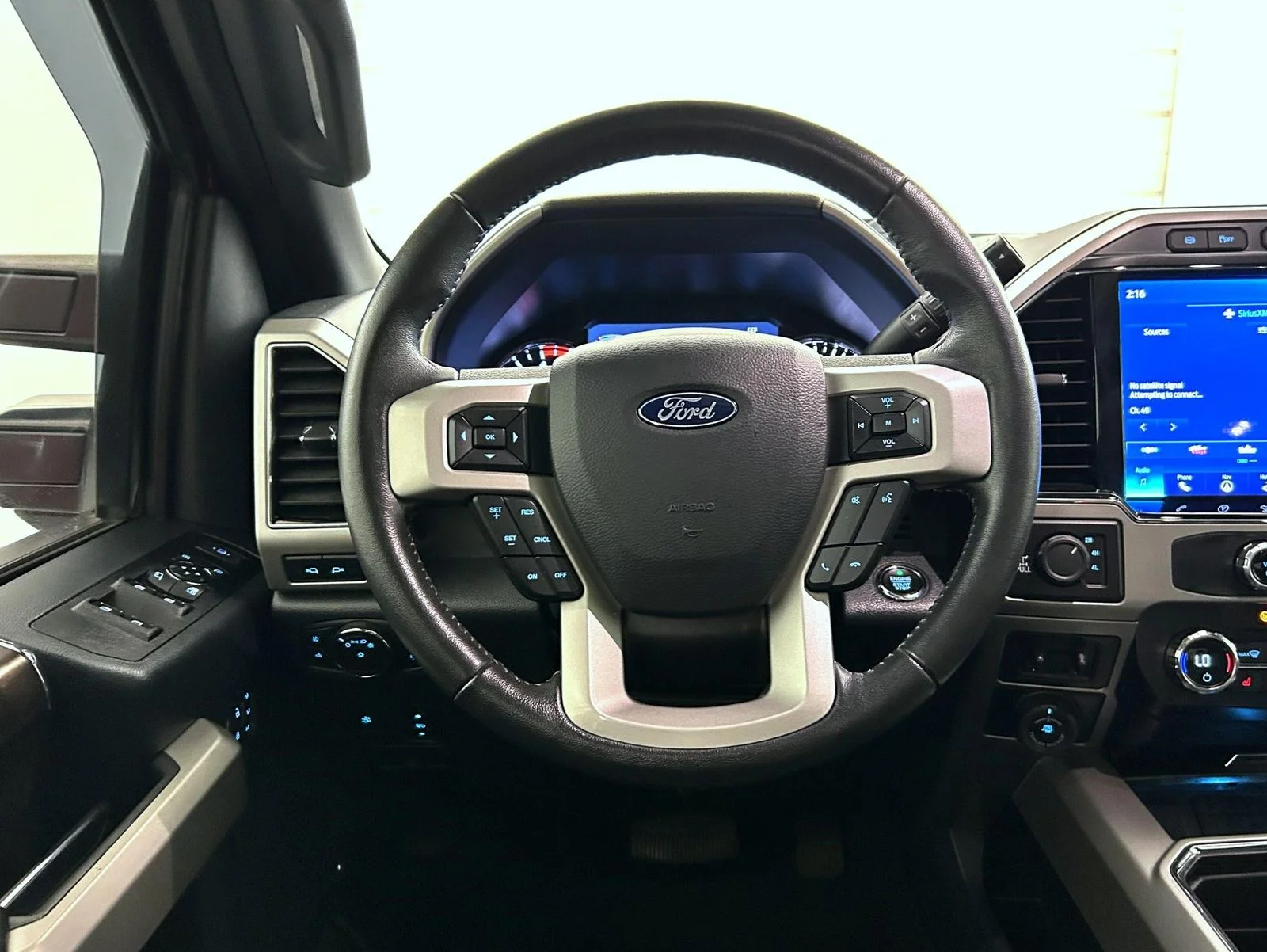 Used 2022 Red Ford Lariat image 11