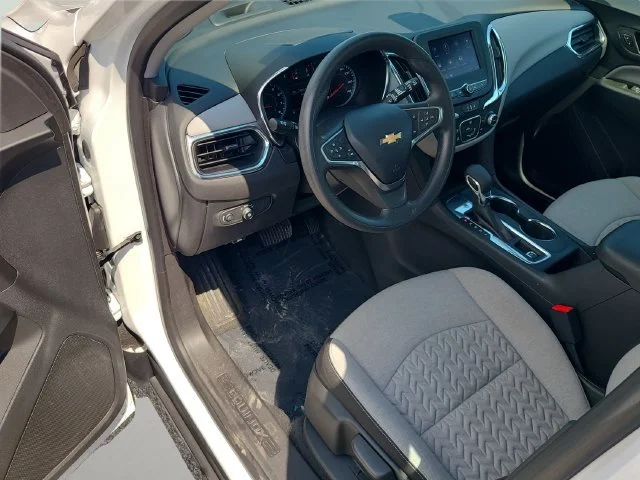 Used 2023 SUMMIT WHITE Chevrolet LS image 18