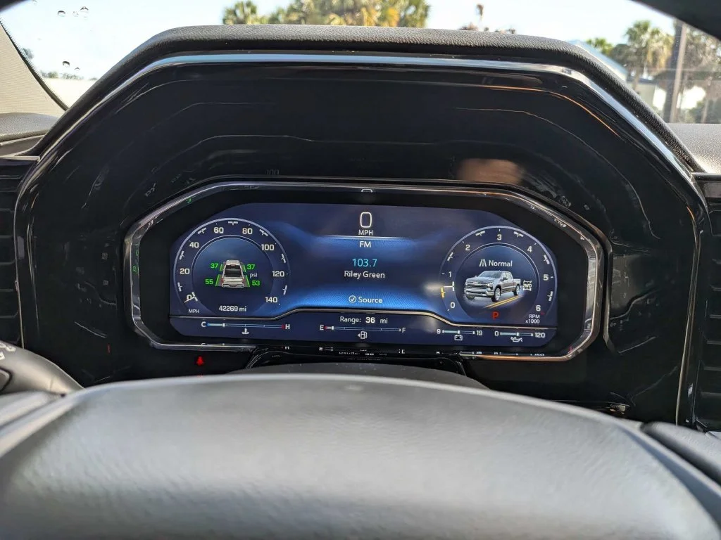 Used 2022 Gray Chevrolet LTZ image 24