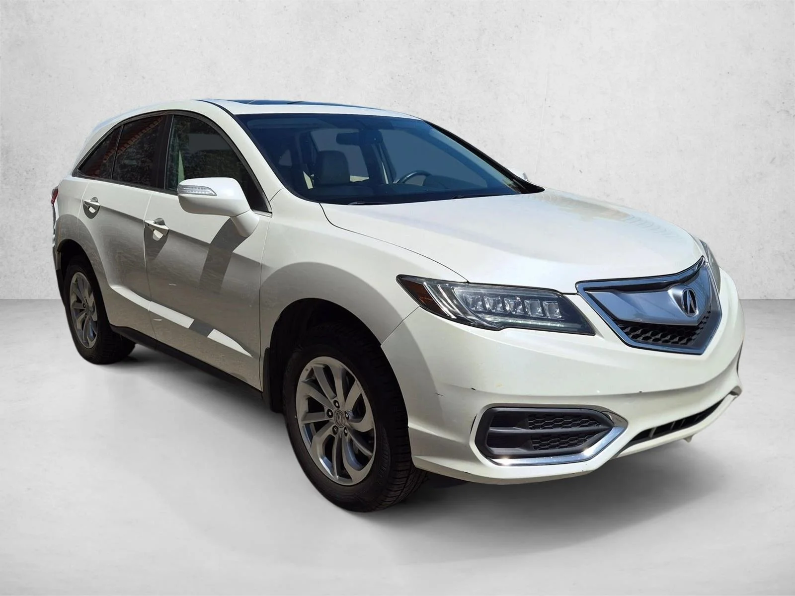 Used 2017 White Diamond Pear Acura  image 3