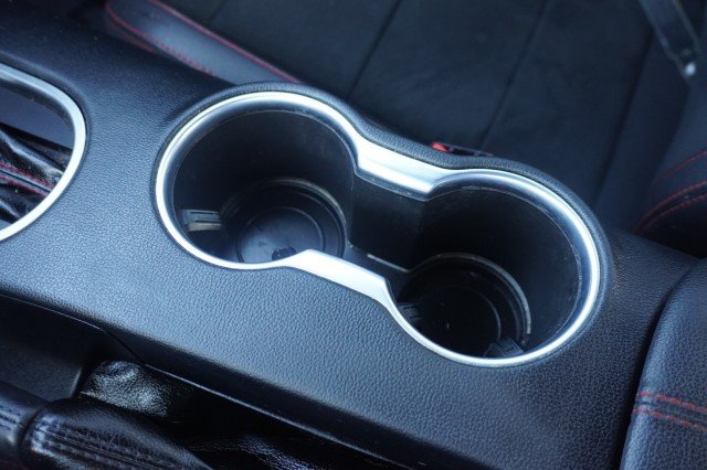 Used 2022  Ford GT Premium image 29