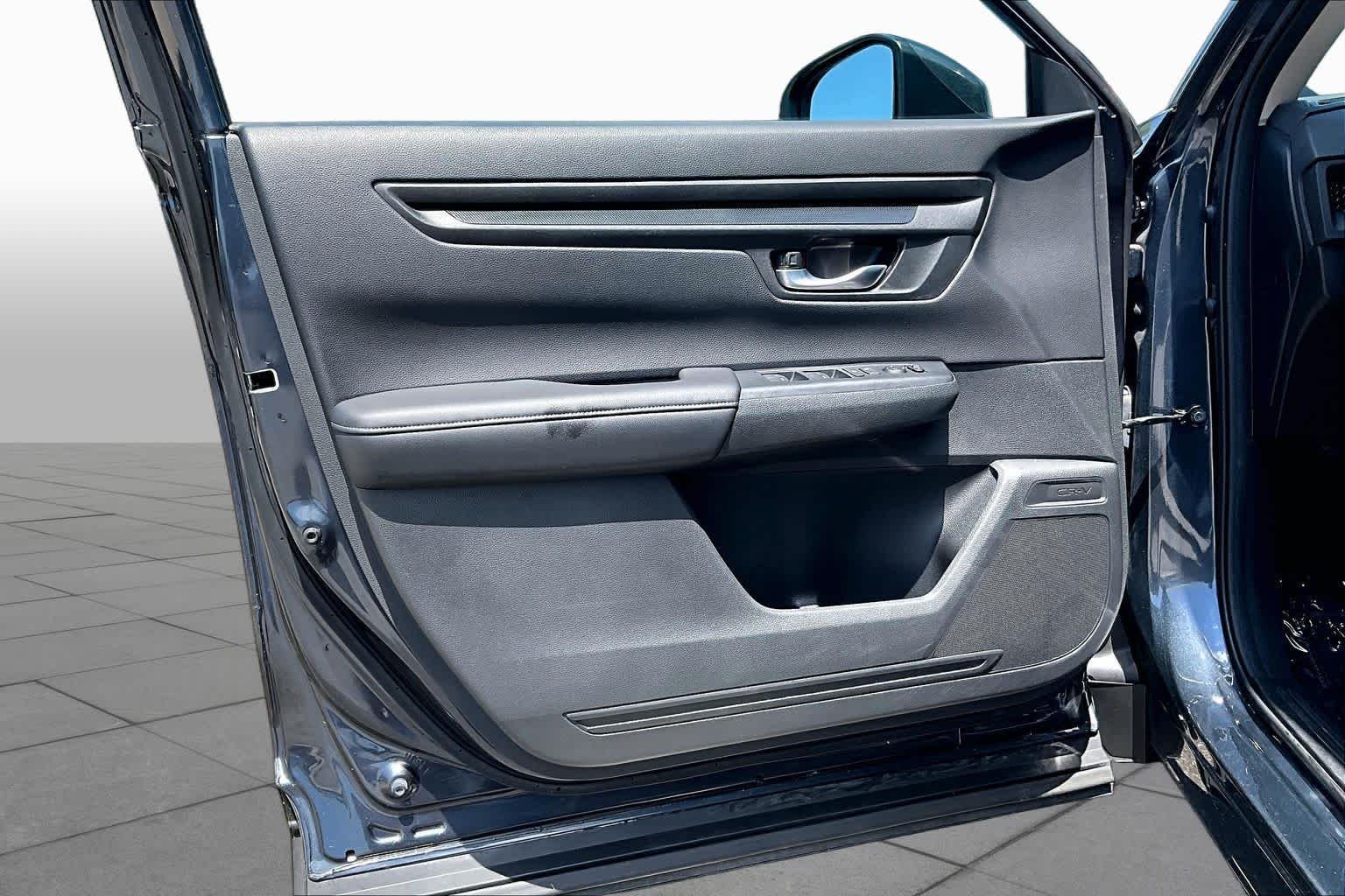 2023 Honda CR-V LX - Photo 21