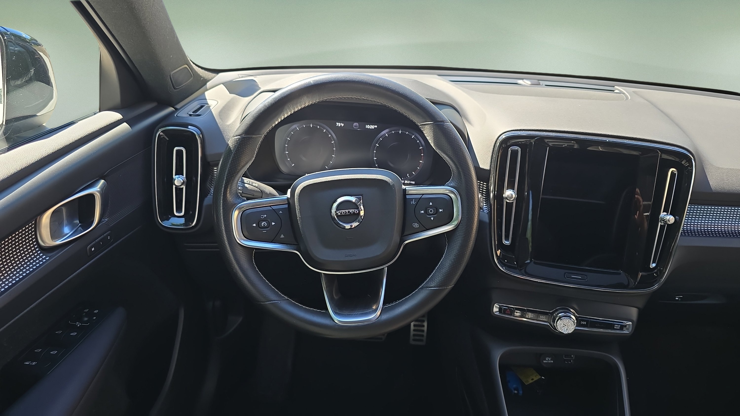Used 2021 White Volvo T5 AWD R-Design image 13