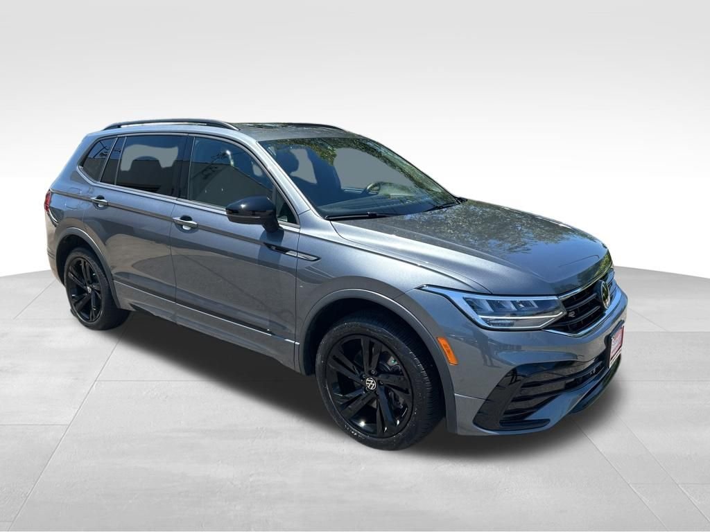 Used 2024 Gray Volkswagen 2.0T SE R-Line Black image 9