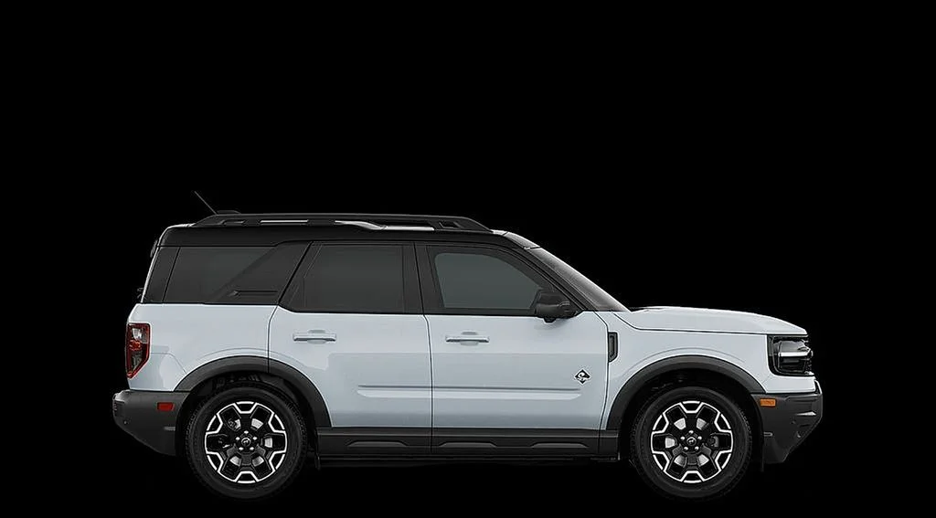 New 2026 Space White Metallic Ford Outer Banks® image 5