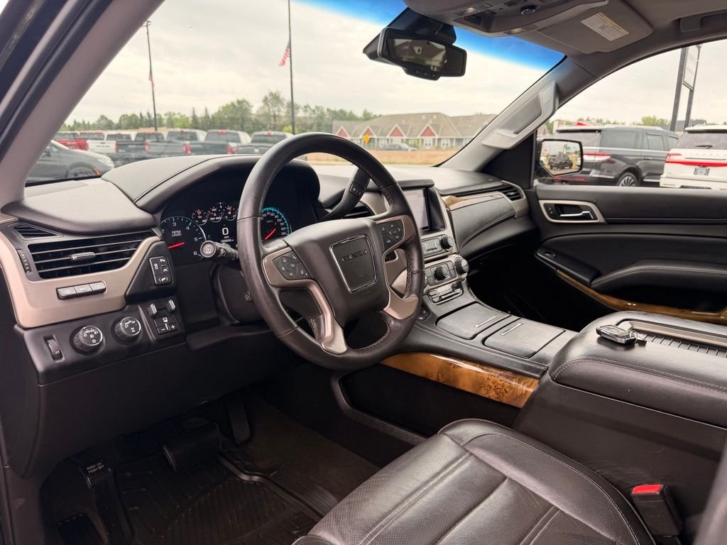 Used 2017 Black GMC Denali image 22