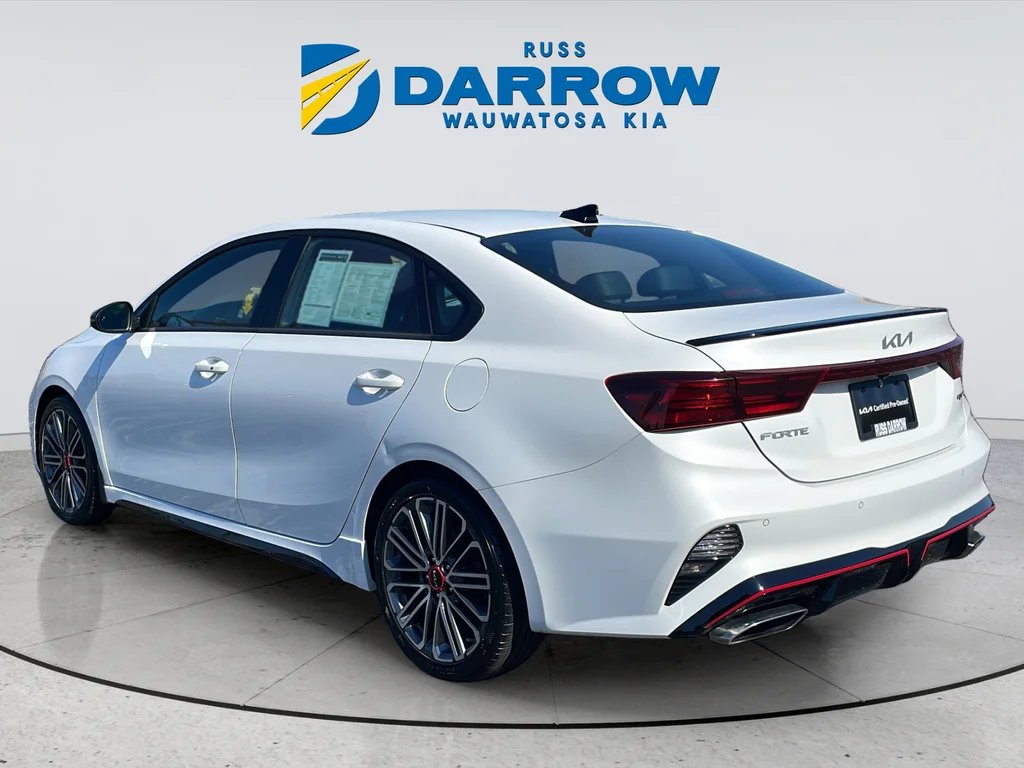 Used 2023 White Kia GT image 2