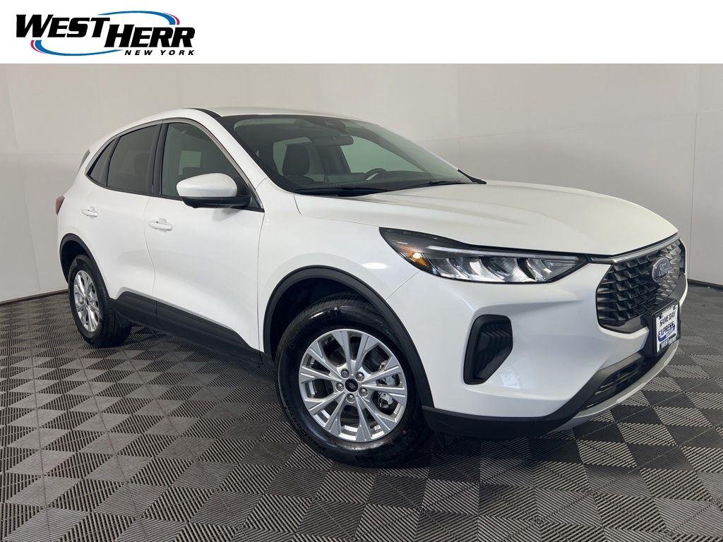 Used 2023 White Metallic Ford Active image 1