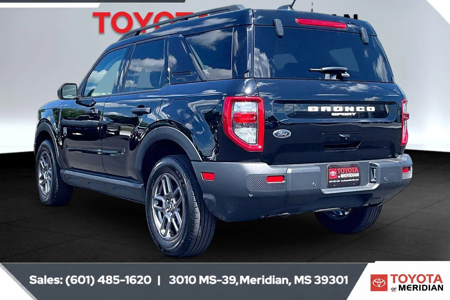 Used 2025 Shadow Black Ford Big Bend image 2