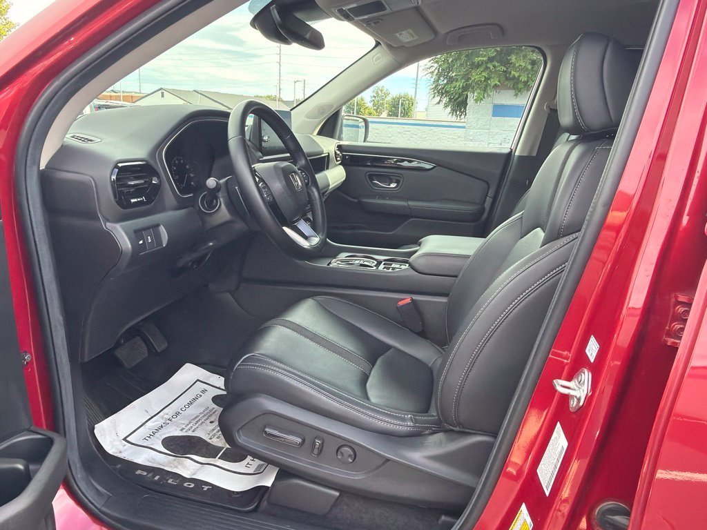2025 Honda Pilot EX-L - Photo 16