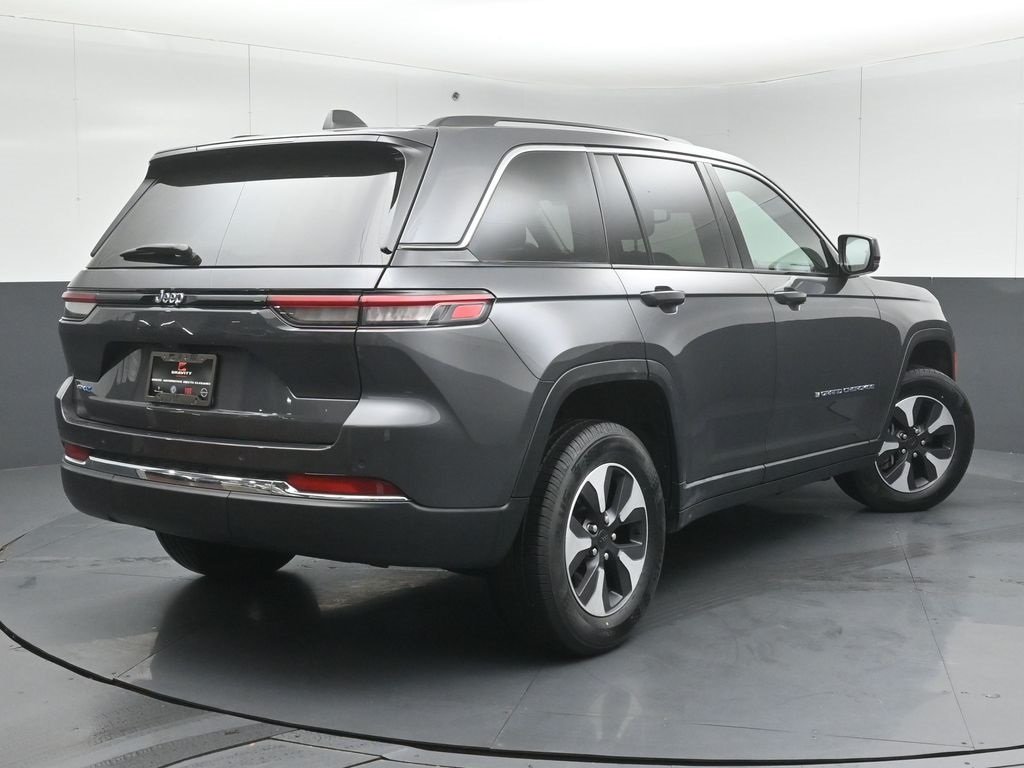 2022 JEEP GRAND CHEROKEE - Image 3
