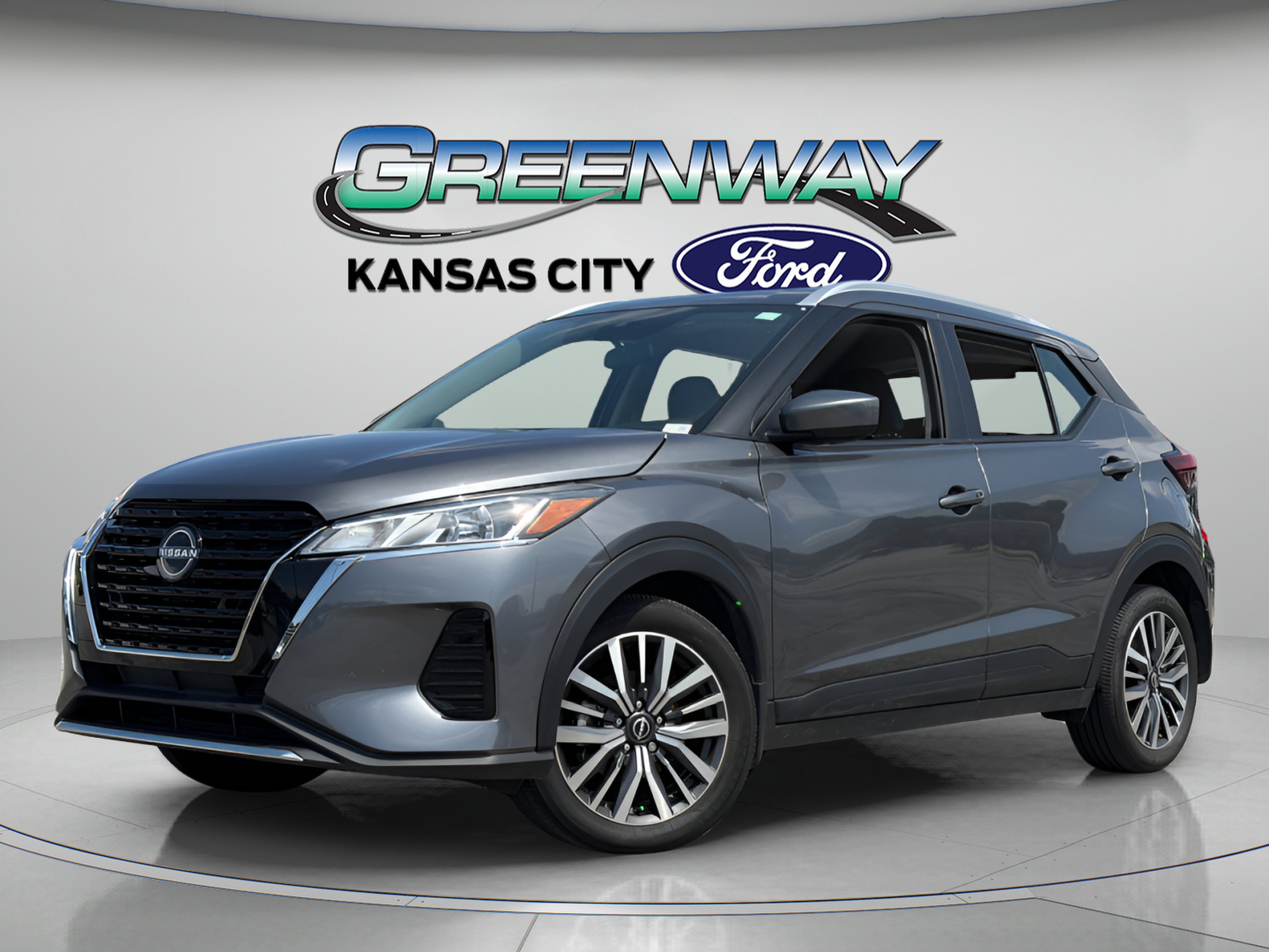 Used 2024 Gun Metallic Nissan SV image 4