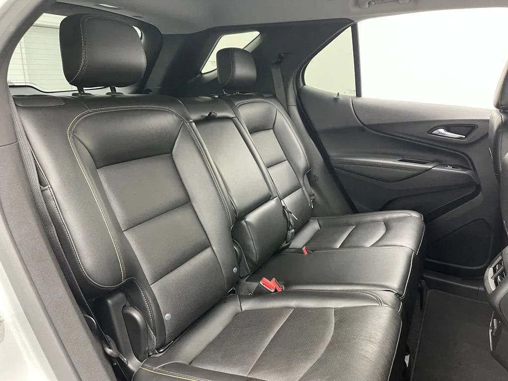 Used 2020 SILVER ICE METALLIC Chevrolet Premier image 36