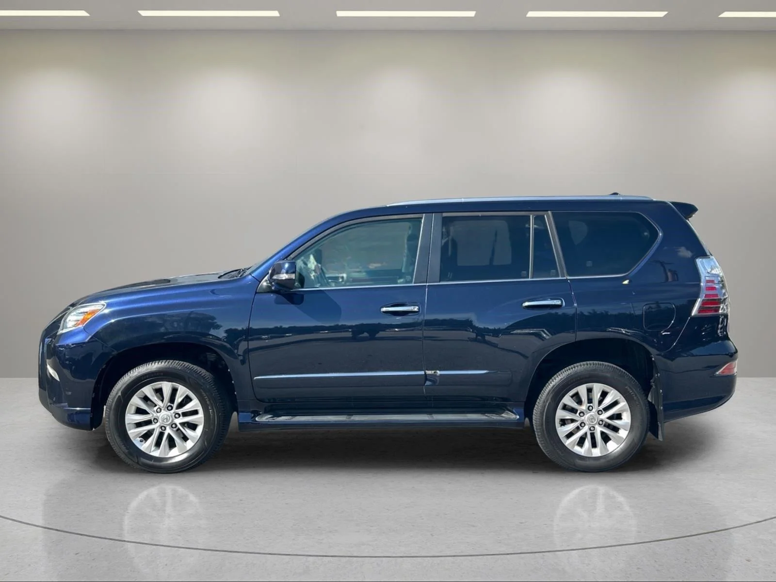 Used 2019 Nightfall Mica Lexus GX 460 Premium image 2