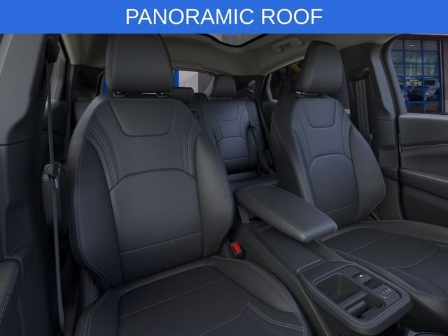 New 2026 Star White Metallic Tri-coat Ford Premium image 10