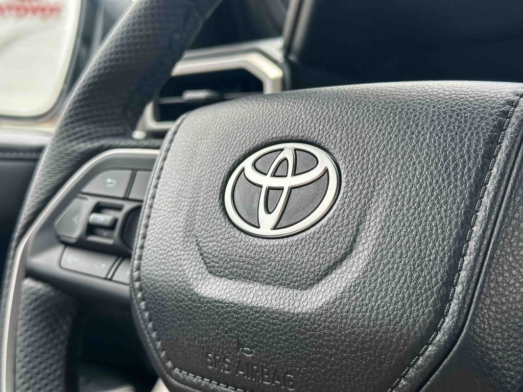 2026 Toyota Tacoma Limited - Photo 17