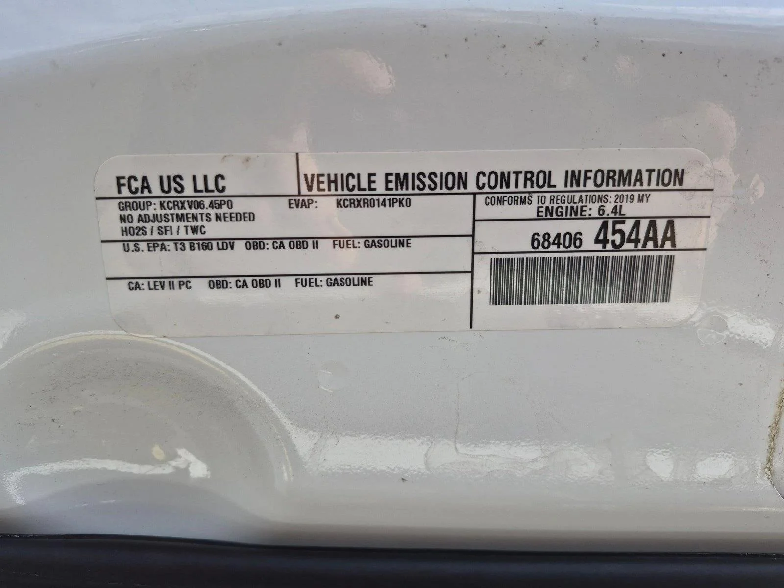 Used 2019 White Knuckle Clearcoat Dodge R/T Scat Pack image 21