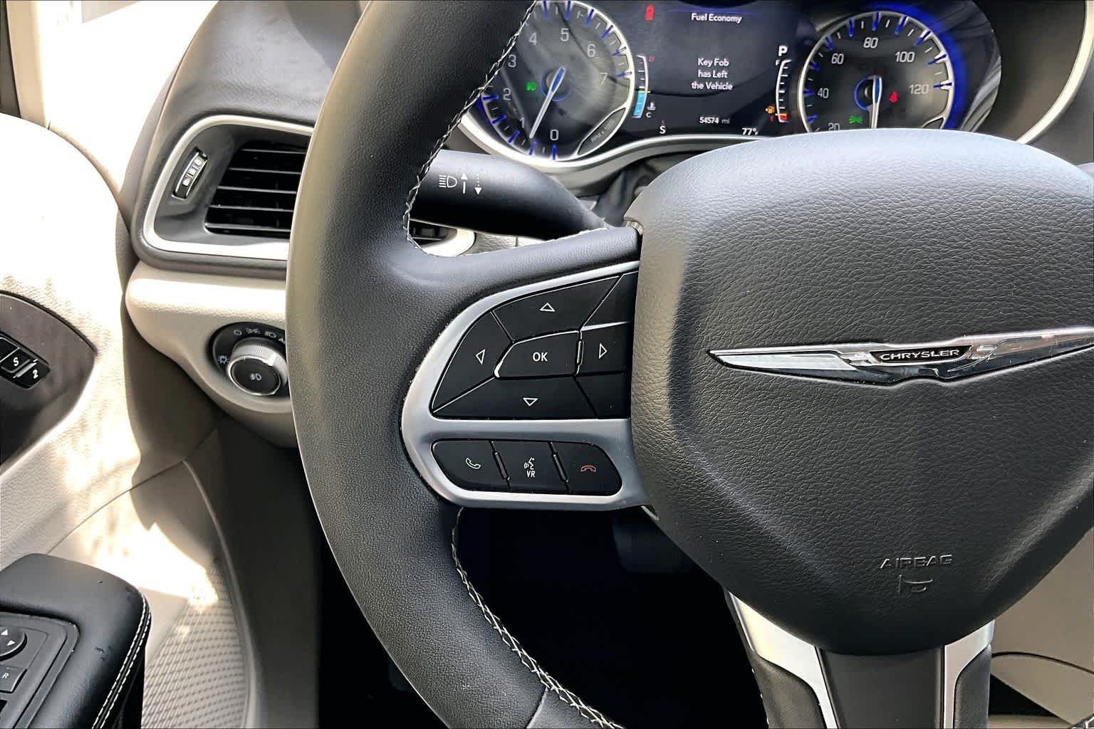 Used 2024 Silver Mist Clearcoat Chrysler Touring L image 24