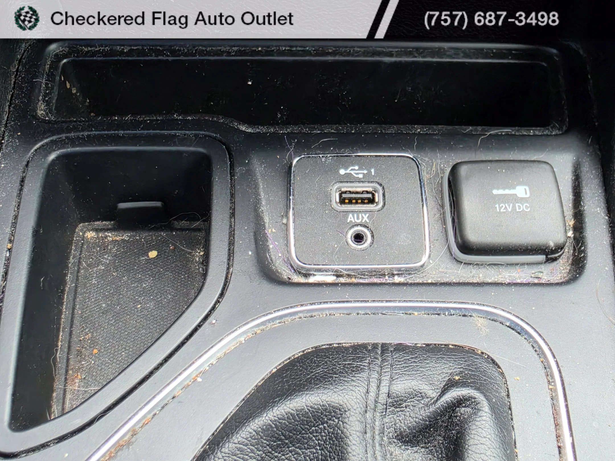 Used 2019 Diamond Black Jeep Latitude Plus image 16