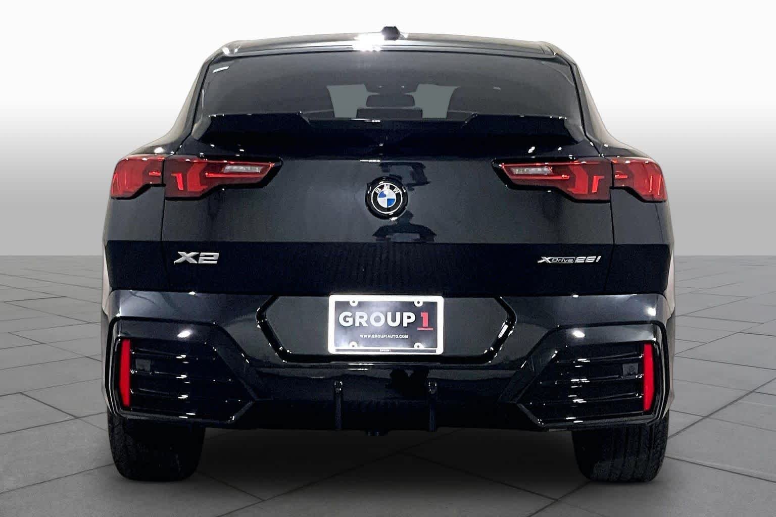 New 2027 Black Sapphire Metallic BMW xDrive28i image 4