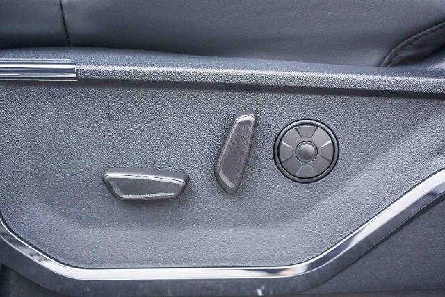 2026 Ford F-250 Super Duty Platinum - Photo 46
