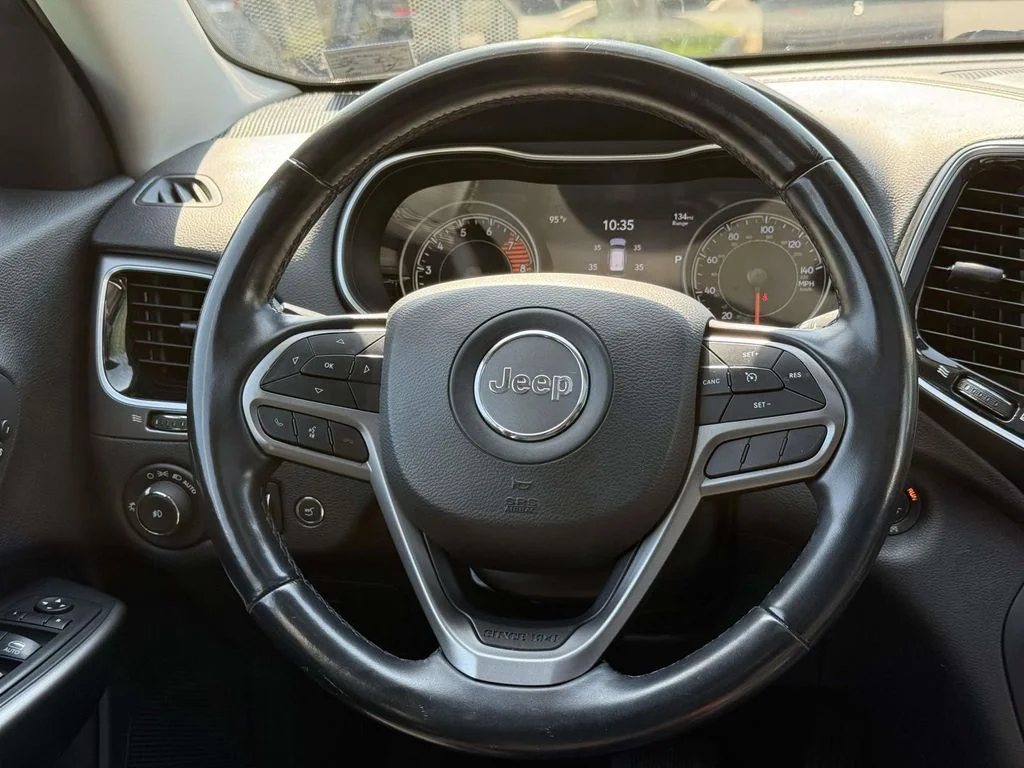 Used 2019 Black Jeep Limited image 20
