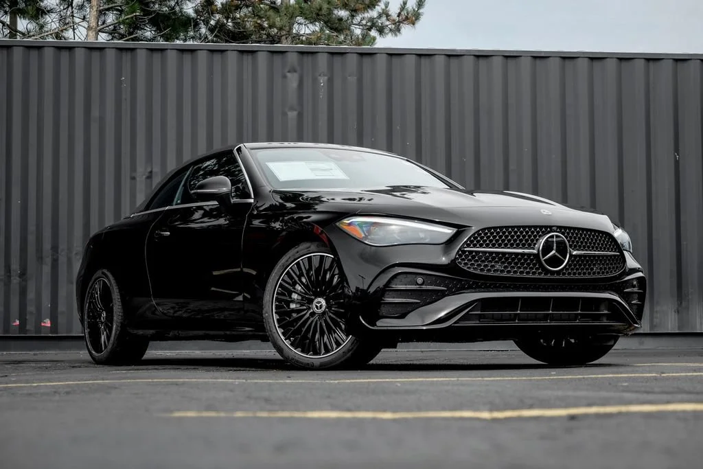 New 2027 Black Mercedes-Benz CLE 450 image 39