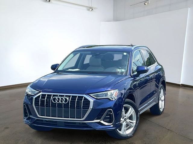 2022 Audi Q3 45 TFSI S Line Premium Plus quattro's photo
