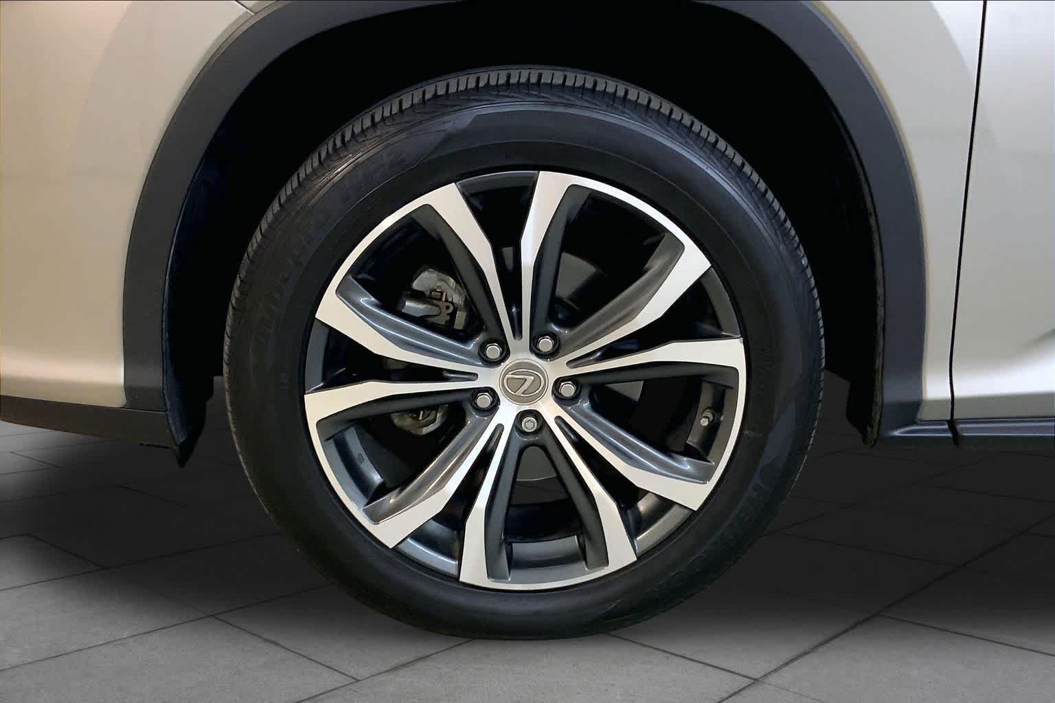 Used 2017 Atomic Silver Lexus  image 10