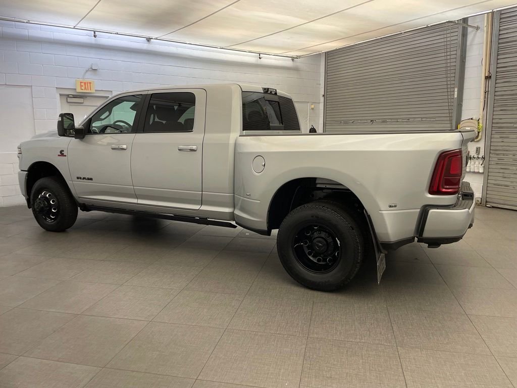 New 2026 Silver-Zynith Exterior Paint RAM Laramie DRW image 8