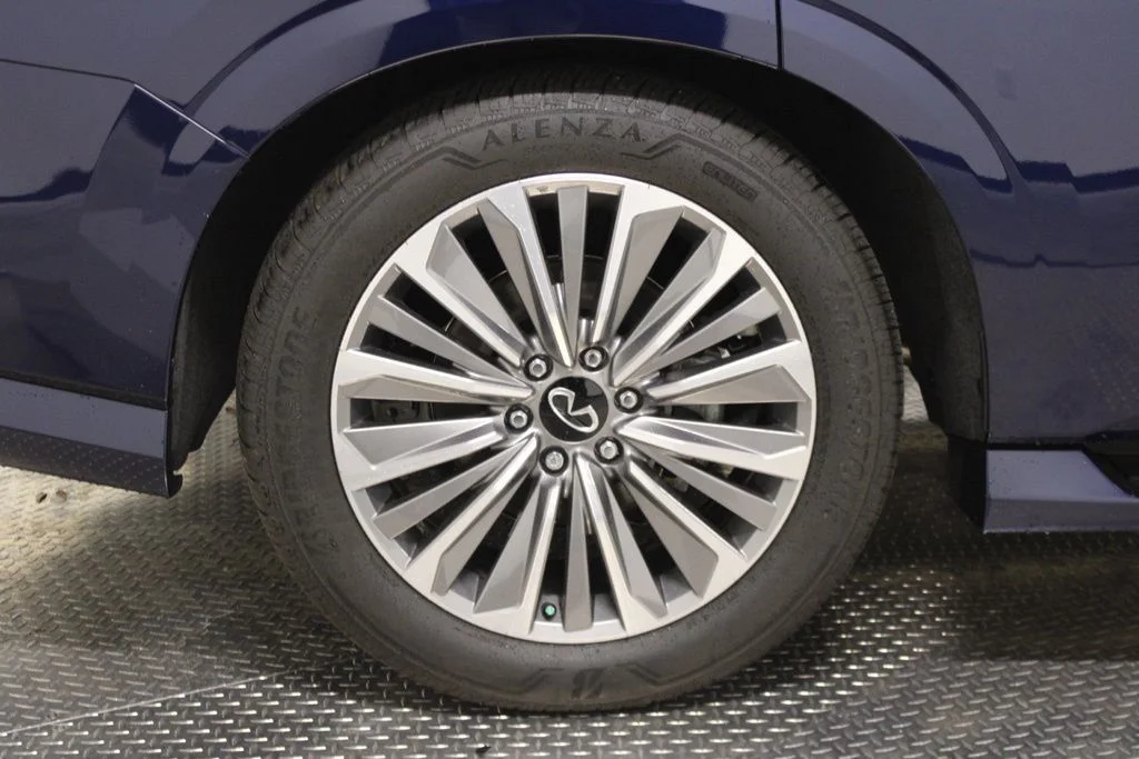 2025 INFINITI QX80 Luxe 4WD - Photo 13