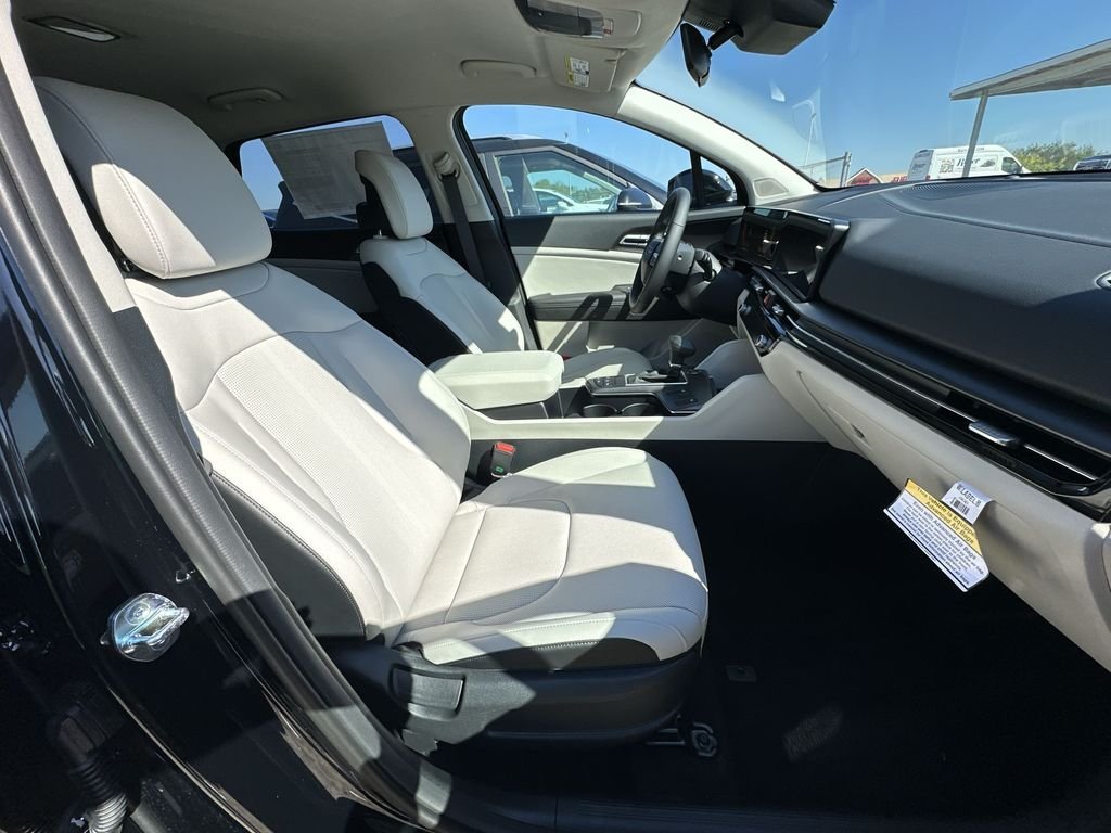 2026 Kia Sportage EX - Photo 23