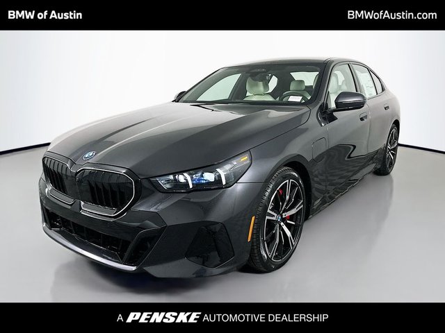 Pre-Owned 2026 BMW 5 Series 550e xDrive