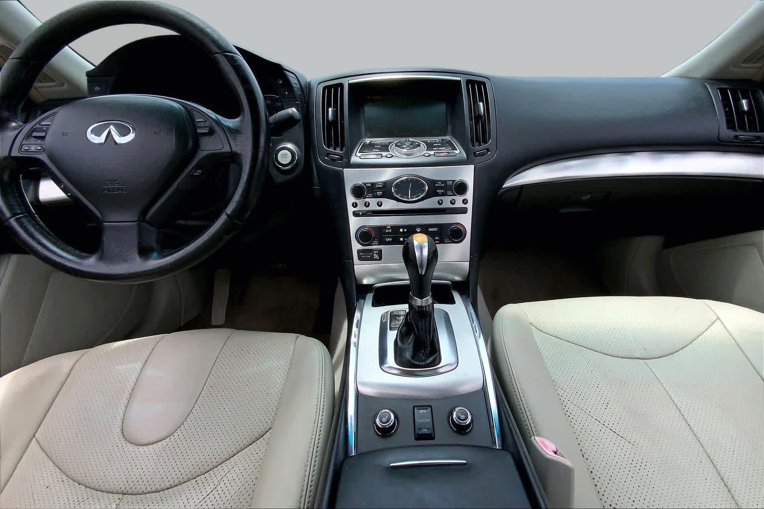 Used 2014 Liquid Platinum INFINITI  image 15