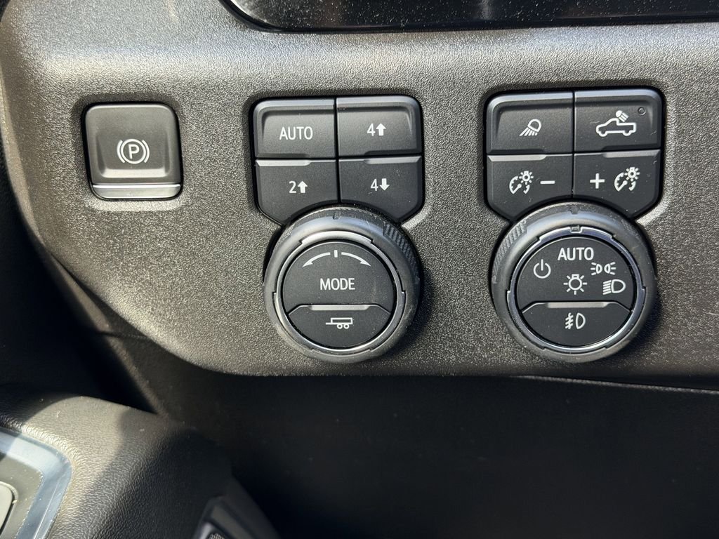 2024 Chevrolet Silverado 3500HD High Country - Photo 23