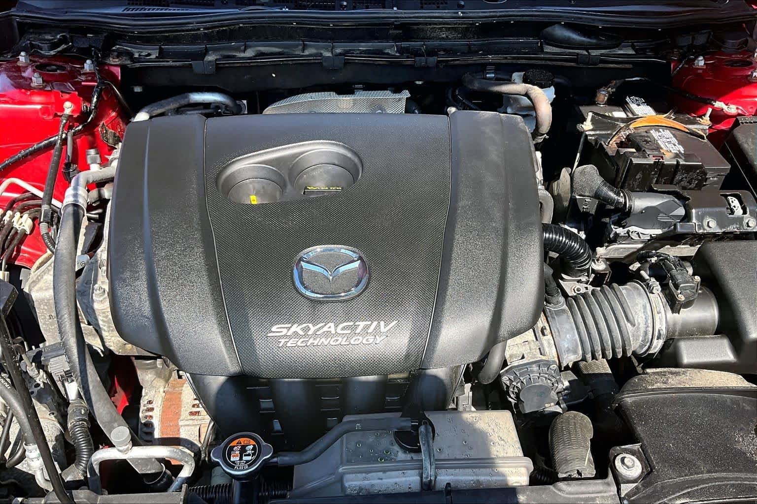 Used 2016 Soul Red Metallic Mazda i Touring image 31